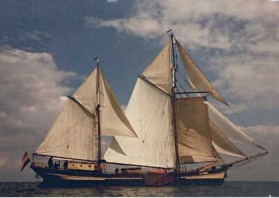 Tukker ship